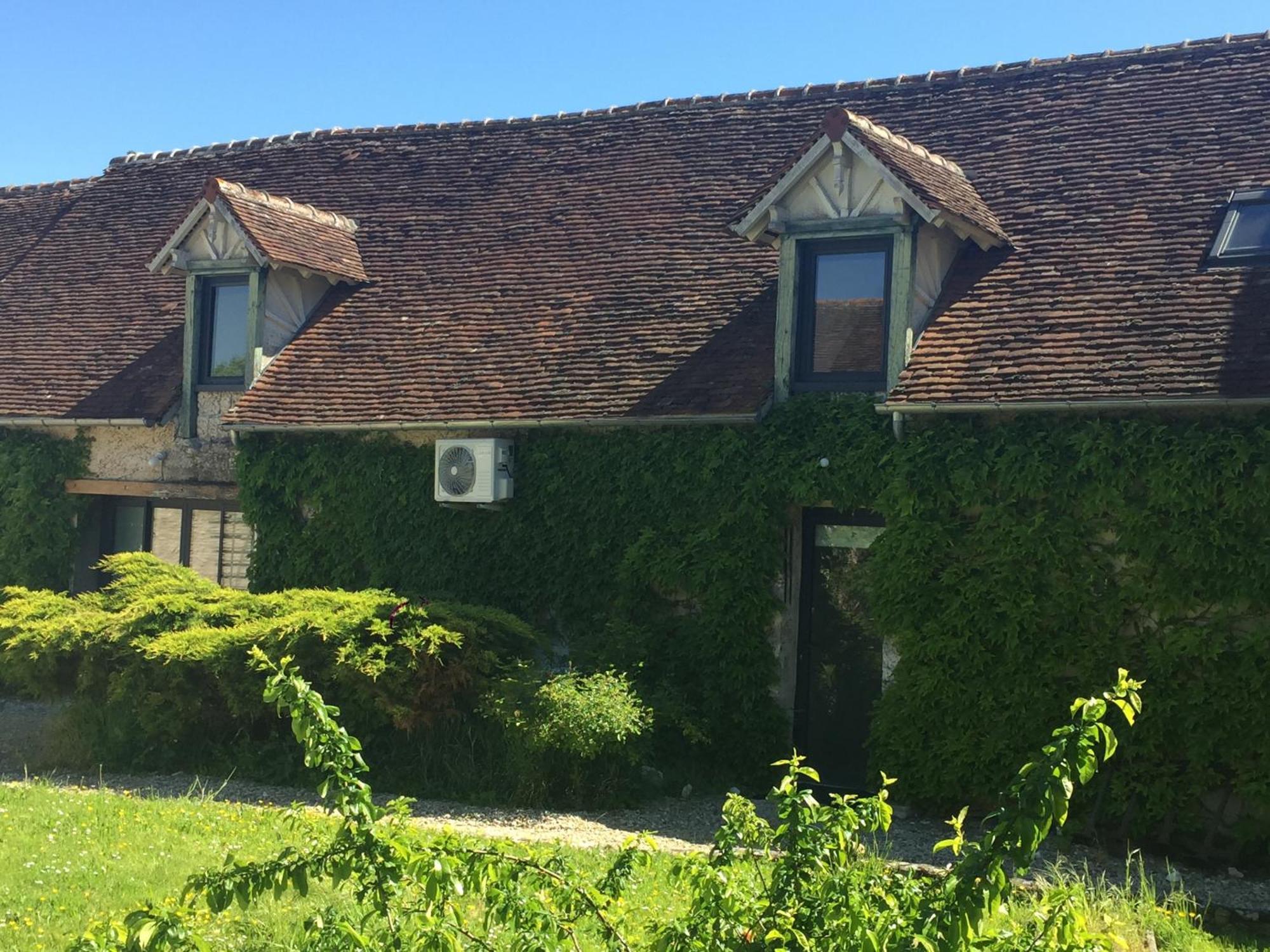 Un Figuier Dans Notre Jardin Villa Beaune-la-Rolande Room photo